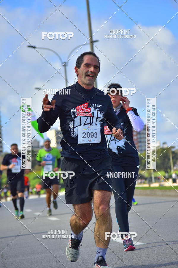 Buy your photos of the eventHalf Maraton Montevideo on Fotop