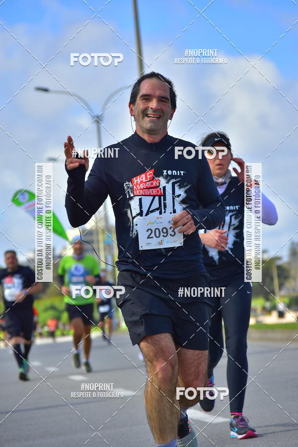 Buy your photos of the eventHalf Maraton Montevideo on Fotop