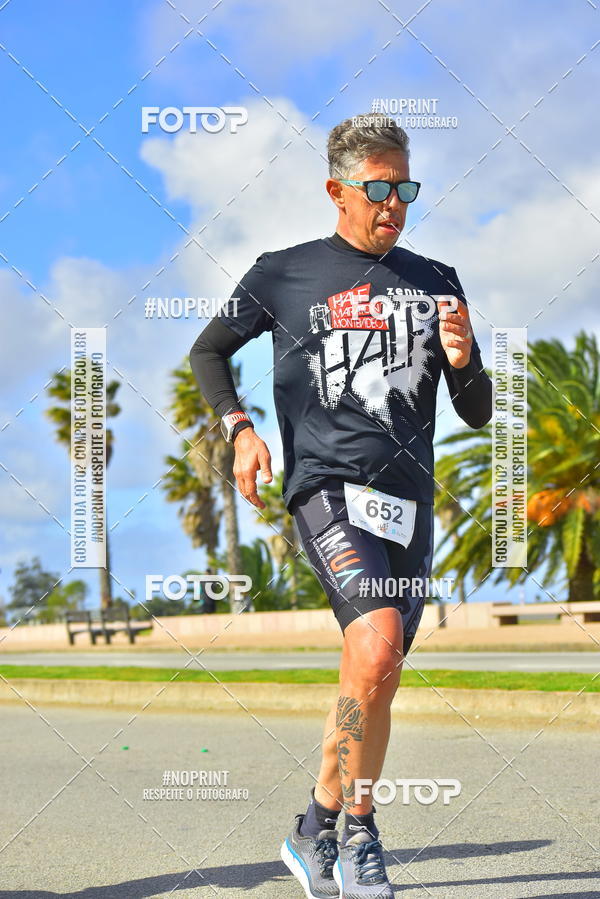 Buy your photos of the eventHalf Maraton Montevideo on Fotop