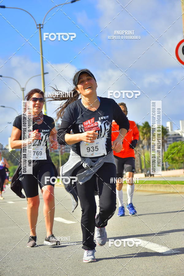 Buy your photos of the eventHalf Maraton Montevideo on Fotop