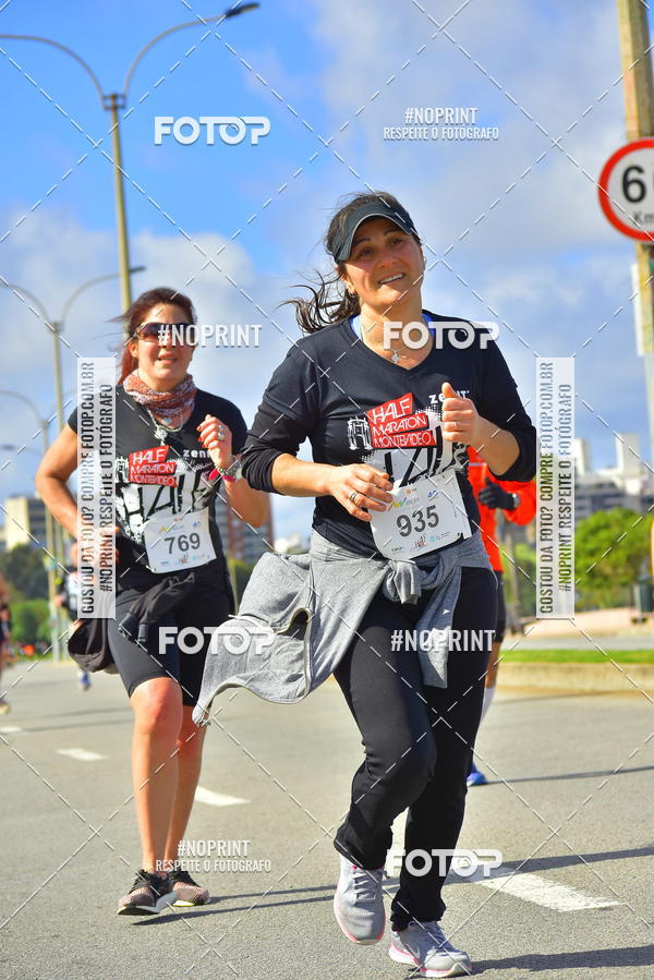 Buy your photos of the eventHalf Maraton Montevideo on Fotop