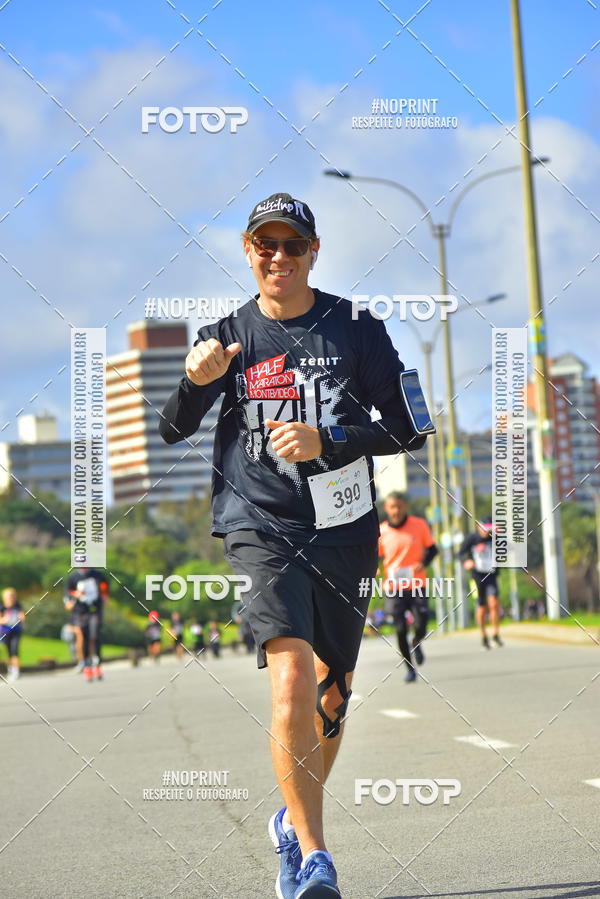 Buy your photos of the eventHalf Maraton Montevideo on Fotop