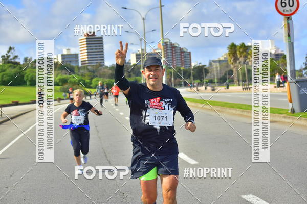 Buy your photos of the eventHalf Maraton Montevideo on Fotop
