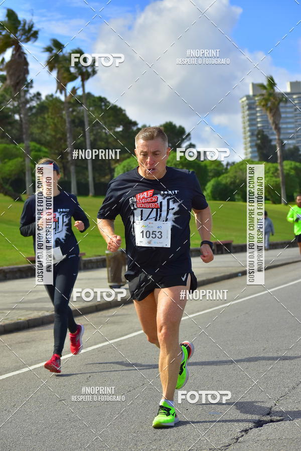 Buy your photos of the eventHalf Maraton Montevideo on Fotop