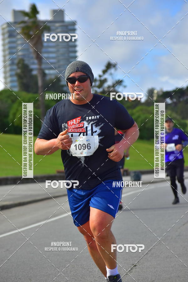 Buy your photos of the eventHalf Maraton Montevideo on Fotop