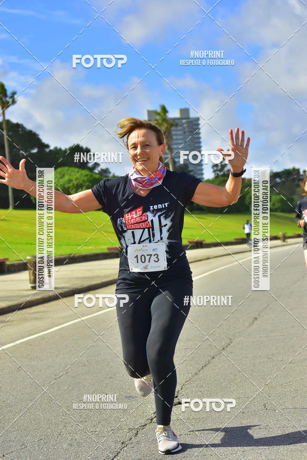 Buy your photos of the eventHalf Maraton Montevideo on Fotop