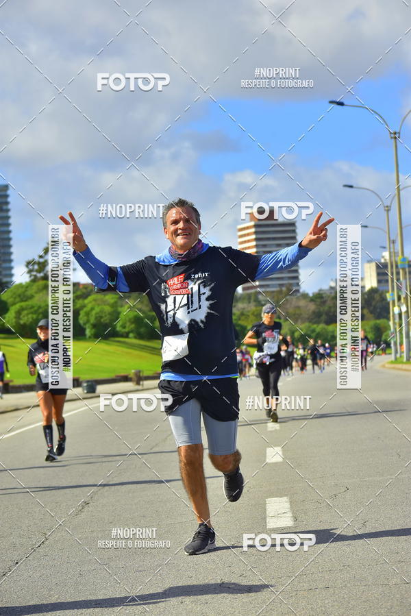 Buy your photos of the eventHalf Maraton Montevideo on Fotop