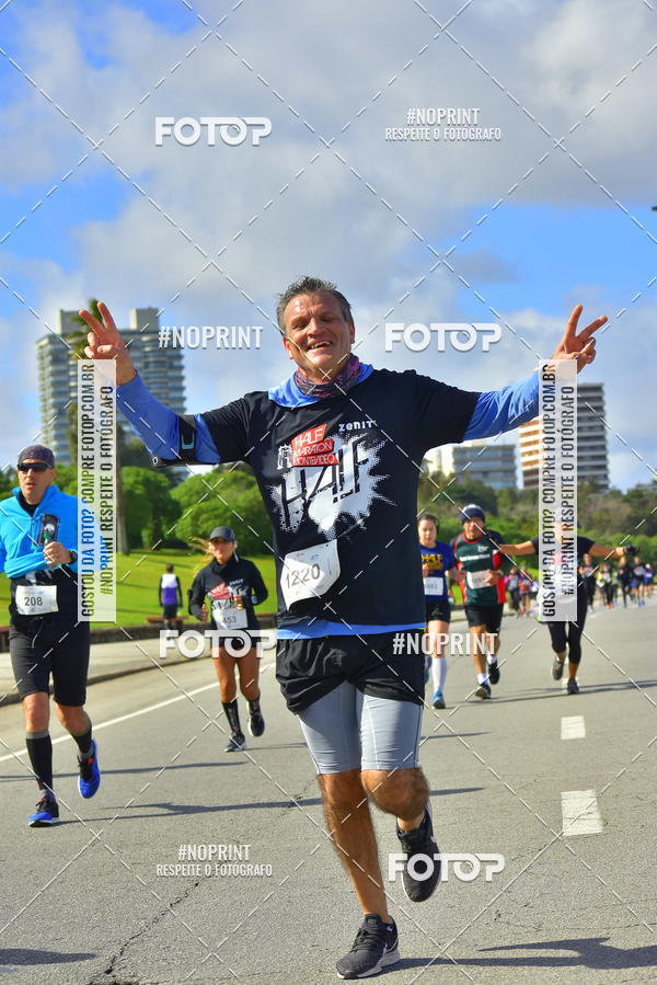 Buy your photos of the eventHalf Maraton Montevideo on Fotop