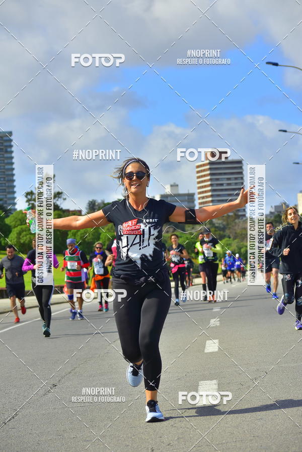 Buy your photos of the eventHalf Maraton Montevideo on Fotop