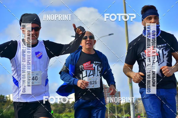 Buy your photos of the eventHalf Maraton Montevideo on Fotop