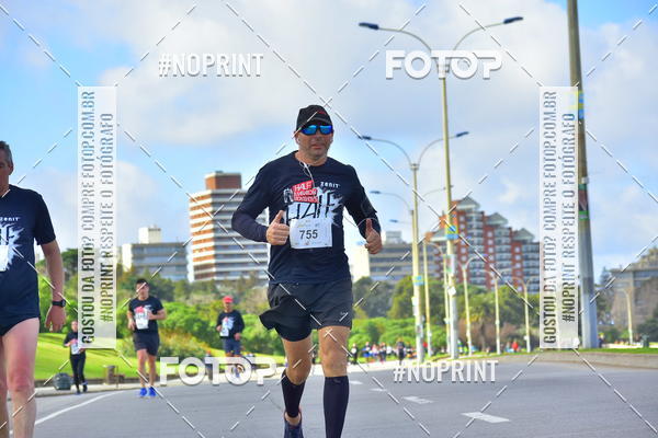 Buy your photos of the eventHalf Maraton Montevideo on Fotop