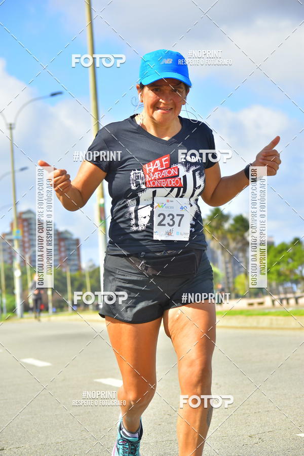 Buy your photos of the eventHalf Maraton Montevideo on Fotop
