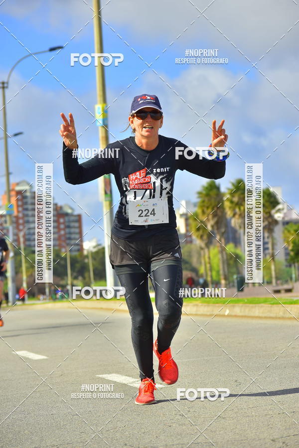 Buy your photos of the eventHalf Maraton Montevideo on Fotop