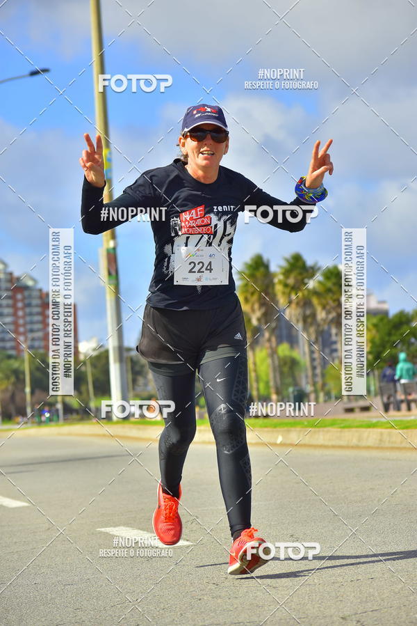 Buy your photos of the eventHalf Maraton Montevideo on Fotop