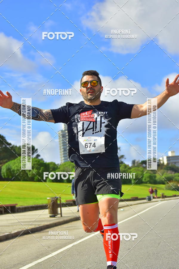 Buy your photos of the eventHalf Maraton Montevideo on Fotop