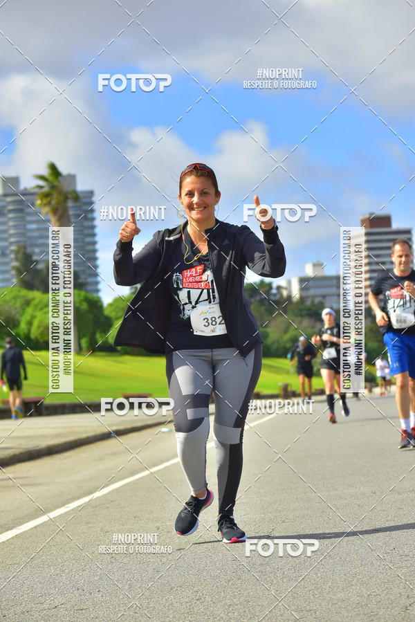 Buy your photos of the eventHalf Maraton Montevideo on Fotop