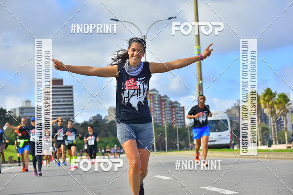 Buy your photos of the eventHalf Maraton Montevideo on Fotop
