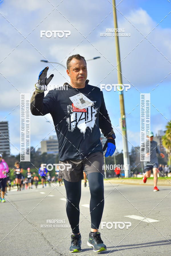 Buy your photos of the eventHalf Maraton Montevideo on Fotop