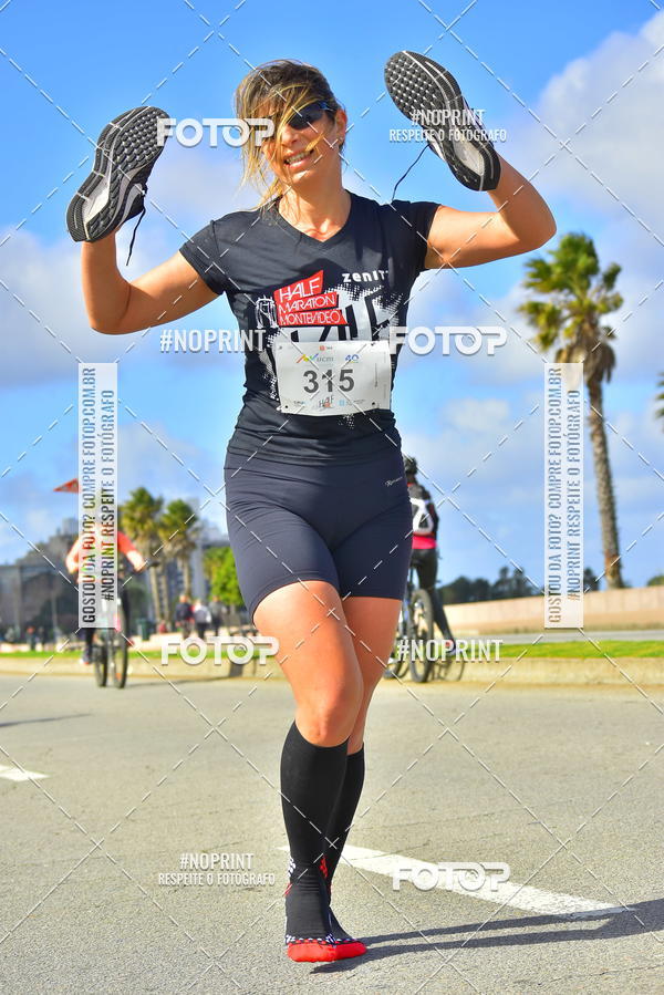 Buy your photos of the eventHalf Maraton Montevideo on Fotop