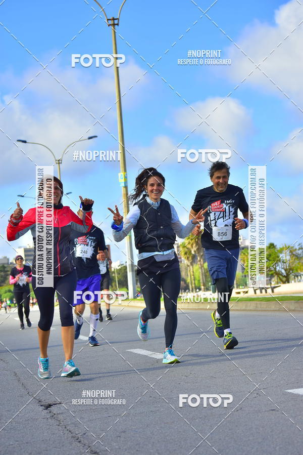 Buy your photos of the eventHalf Maraton Montevideo on Fotop