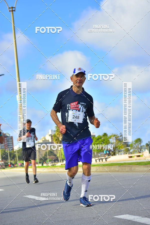 Buy your photos of the eventHalf Maraton Montevideo on Fotop