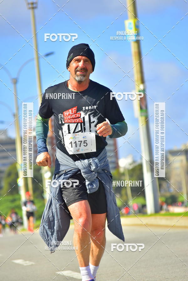 Buy your photos of the eventHalf Maraton Montevideo on Fotop