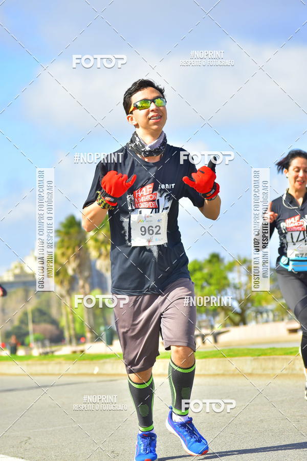 Buy your photos of the eventHalf Maraton Montevideo on Fotop
