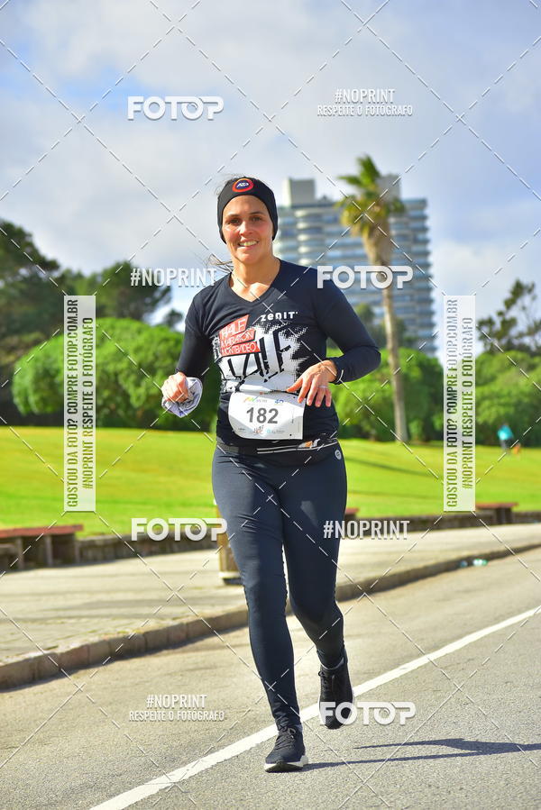 Buy your photos of the eventHalf Maraton Montevideo on Fotop