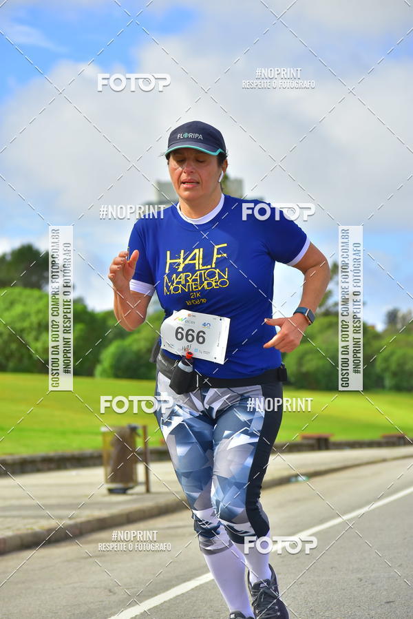 Buy your photos of the eventHalf Maraton Montevideo on Fotop