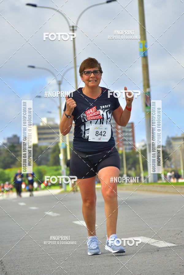 Buy your photos of the eventHalf Maraton Montevideo on Fotop