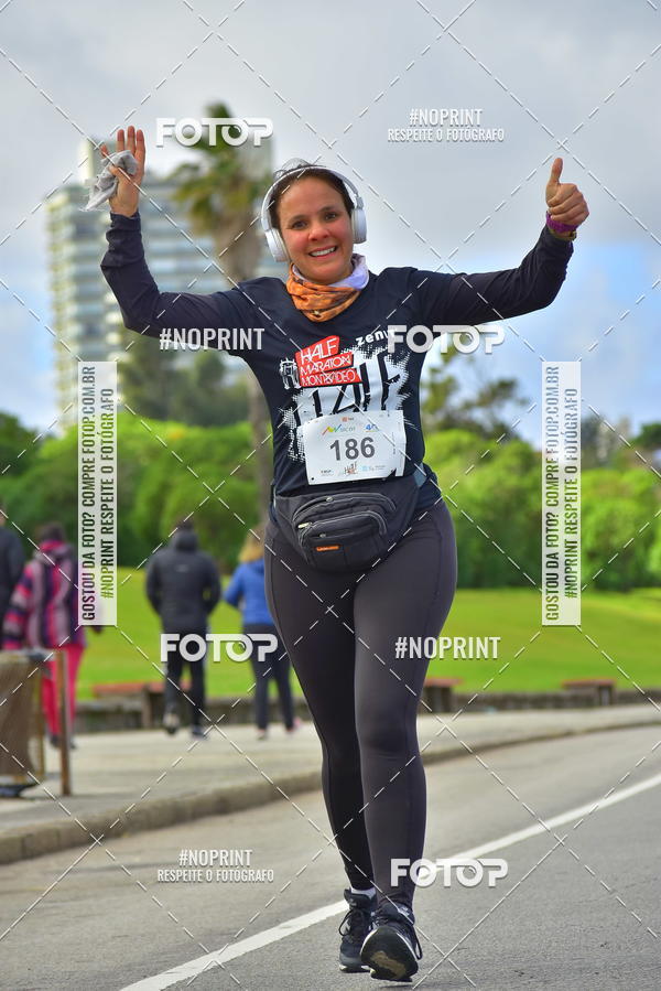 Buy your photos of the eventHalf Maraton Montevideo on Fotop