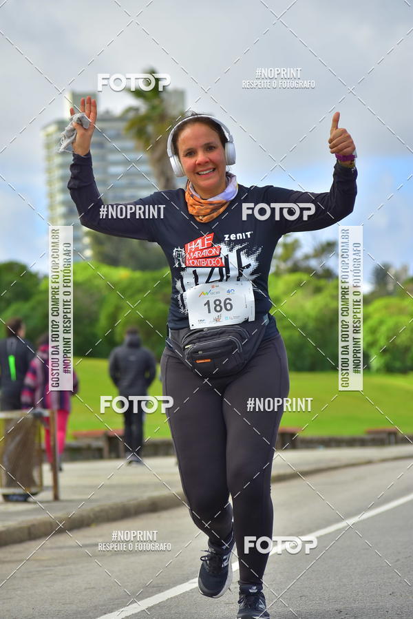 Buy your photos of the eventHalf Maraton Montevideo on Fotop