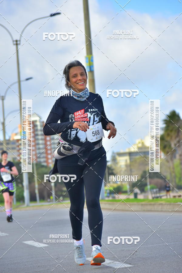 Buy your photos of the eventHalf Maraton Montevideo on Fotop