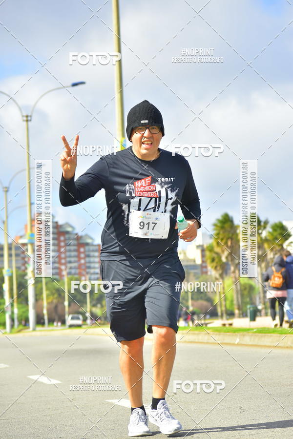 Buy your photos of the eventHalf Maraton Montevideo on Fotop