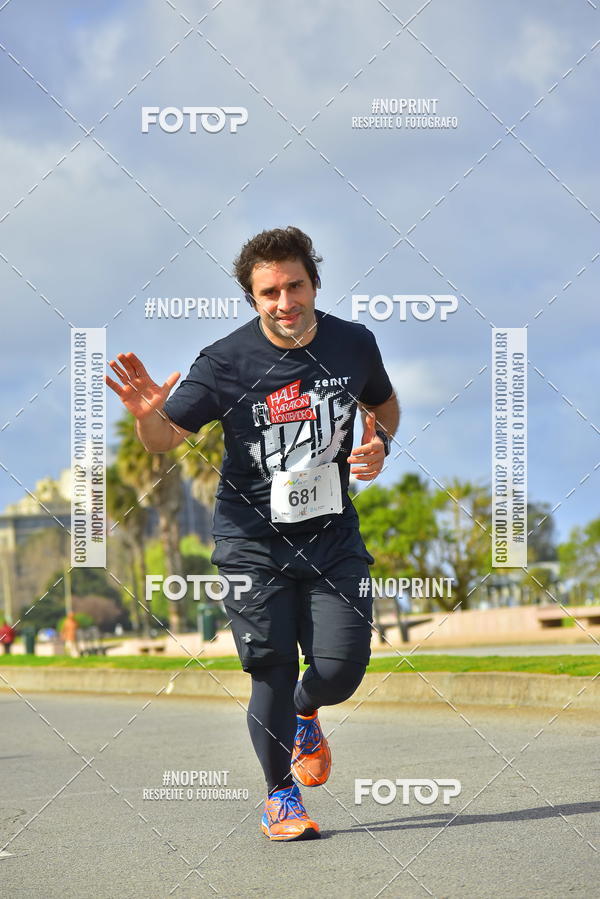 Buy your photos of the eventHalf Maraton Montevideo on Fotop