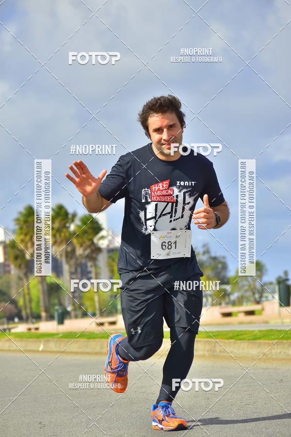 Buy your photos of the eventHalf Maraton Montevideo on Fotop