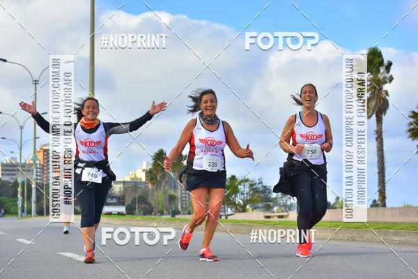 Buy your photos of the eventHalf Maraton Montevideo on Fotop