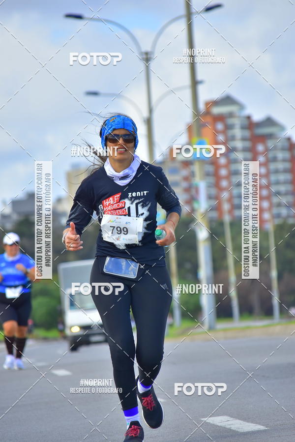 Buy your photos of the eventHalf Maraton Montevideo on Fotop