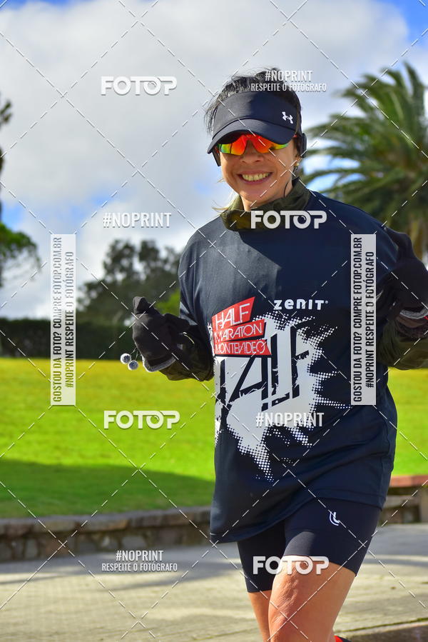 Buy your photos of the eventHalf Maraton Montevideo on Fotop