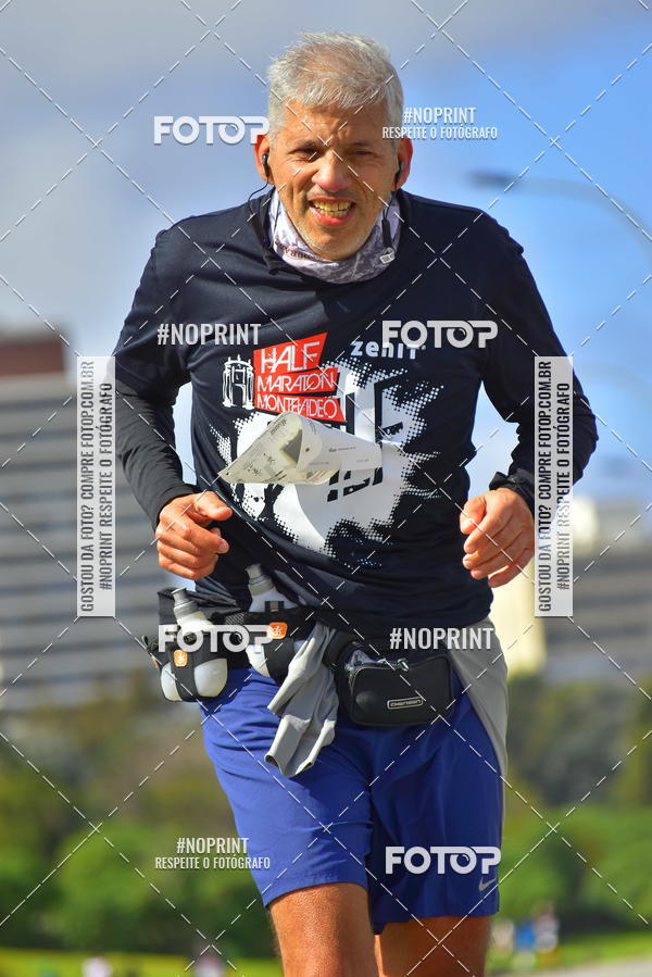 Buy your photos of the eventHalf Maraton Montevideo on Fotop