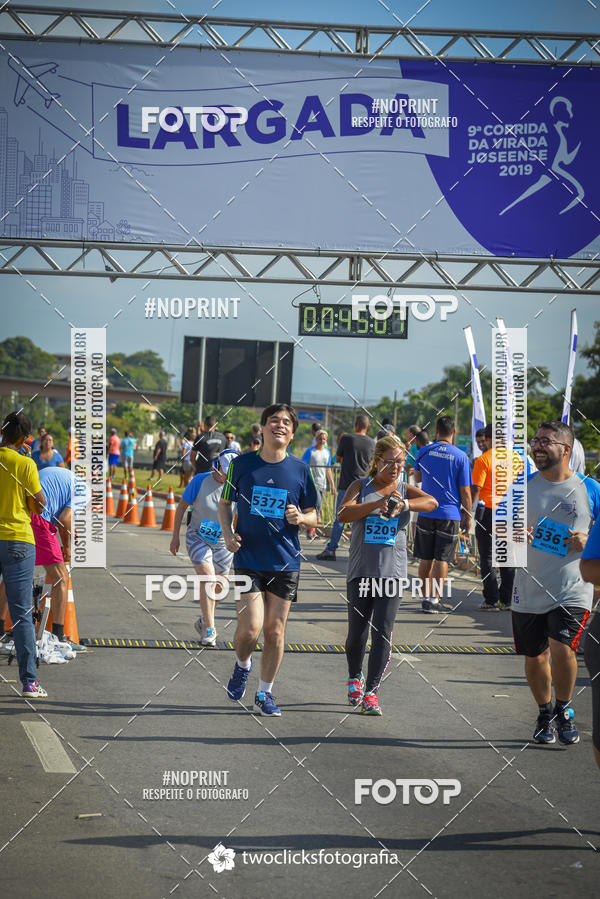 Buy your photos of the event9 Corrida da Virada Joseense 2019 - 5K e 15 K on Fotop