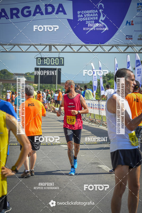 Buy your photos of the event9 Corrida da Virada Joseense 2019 - 5K e 15 K on Fotop
