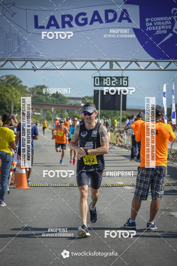 Buy your photos of the event9 Corrida da Virada Joseense 2019 - 5K e 15 K on Fotop