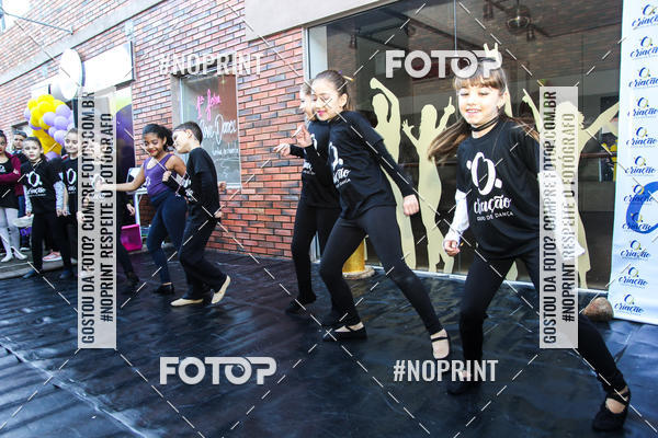 Buy your photos of the eventFeira cria��o on Fotop
