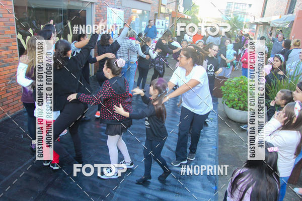 Buy your photos of the eventFeira cria��o on Fotop