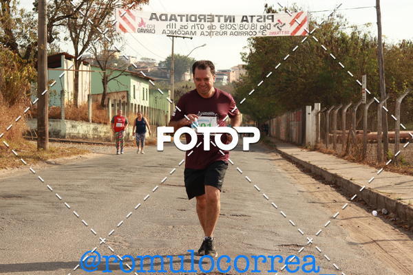 Buy your photos of the event3. Corrida Maonica de Divinpolis on Fotop