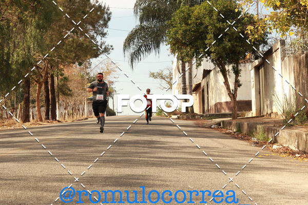 Buy your photos of the event3. Corrida Maonica de Divinpolis on Fotop