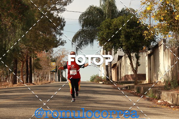 Buy your photos of the event3. Corrida Maonica de Divinpolis on Fotop