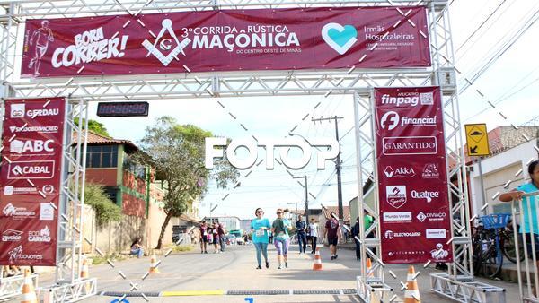 Buy your photos of the event3. Corrida Ma�onica de Divin�polis on Fotop
