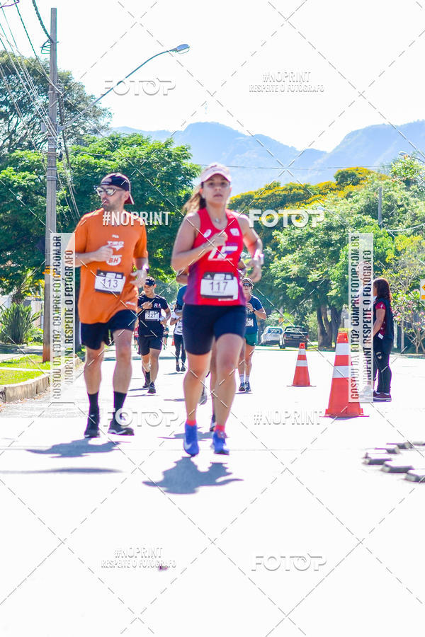 Buy your photos of the eventSANTANDER TRACK&FIELD RUN SERIES BH Shopping on Fotop